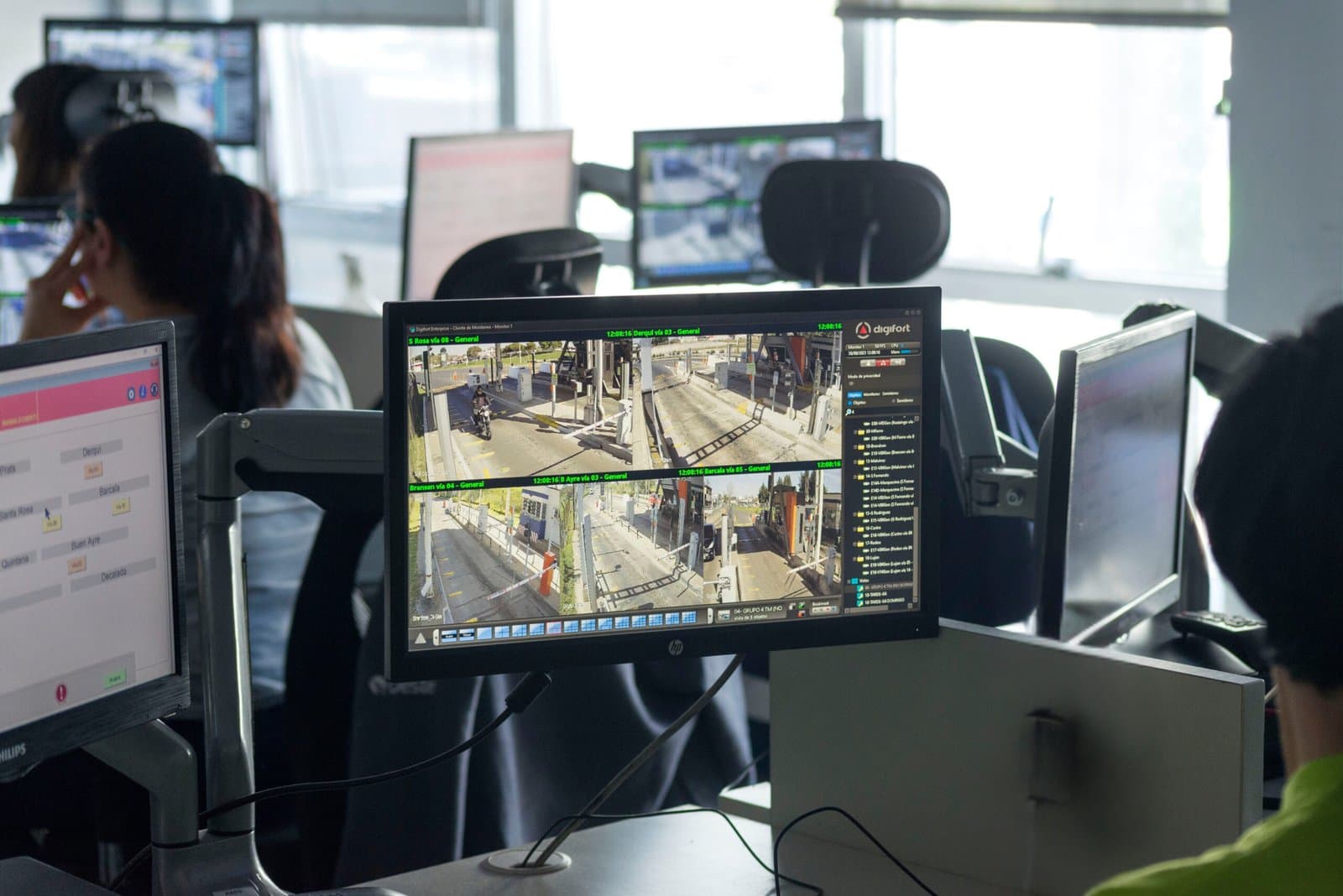 b9856251-0737-4d28-b7eb-226e7edc5be0